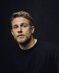 Charlie Hunnam фото №972255