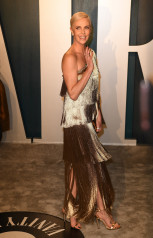 Charlize Theron - Vanity Fair Oscar Party, Los Angeles // February 9, 2020 фото №1271164