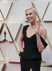 Charlize Theron - 92nd Annual Academy Awards in Los Angeles / 09.02.2020 фото №1271023