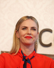 Charlize Theron – Global Education and Skills Forum 2018 in Dubai фото №1054976