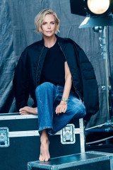 Charlize Theron for Breitling Navitimer 2023 фото №1377016
