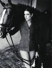 Charlotte Casiraghi ~ Vogue France (Paris) September 2011 by Mario Testino фото №1377050