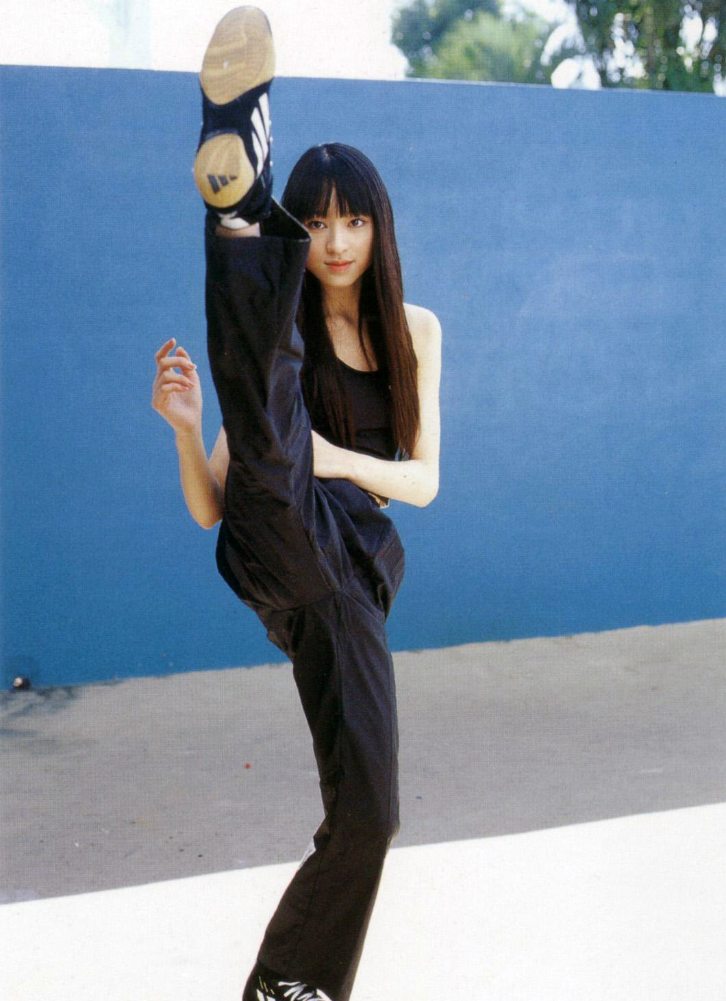 Чиаки Курияма (Chiaki Kuriyama)