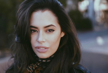 Chloe Bridges фото №972479