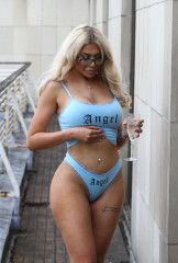 CHLOE FERRY Chilling on Her Balcony 07/17/2020 фото №1265029