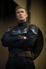 Chris Evans - Captain America: The Winter Soldier (2014) фото №1241766