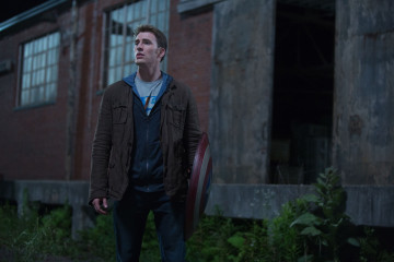 Chris Evans - Captain America: The Winter Soldier (2014) фото №1241761