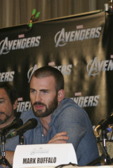 Chris Evans фото №505375