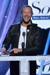 Chris Martin - Rock And Roll Hall Of Fame Induction Ceremony in NY 04/10/2014 фото №1198121