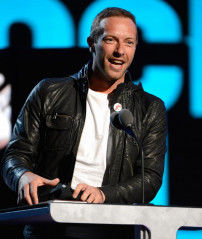 Chris Martin - Rock And Roll Hall Of Fame Induction Ceremony in NY 04/10/2014 фото №1198113