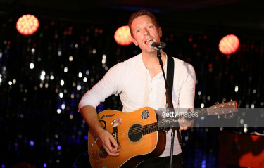 Chris Martin - iHeartMedia & MediaLink Dinner at Cannes Lions Festival 06/21/16 фото №1011219