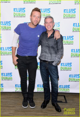Chris Martin - Elvis Duran and the Morning Show in New York 11/24/2015 фото №1171020
