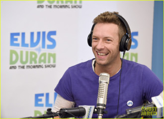 Chris Martin - Elvis Duran and the Morning Show in New York 11/24/2015 фото №1171038