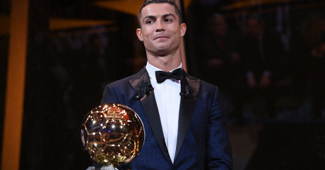 Cristiano Ronaldo win Ballon d’Or / Криштиану Роналду выиграл Золотой мяч фото №1019987