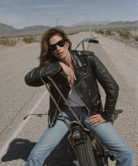 Cindy Crawford for Haute Living US November 2024 фото №1409779