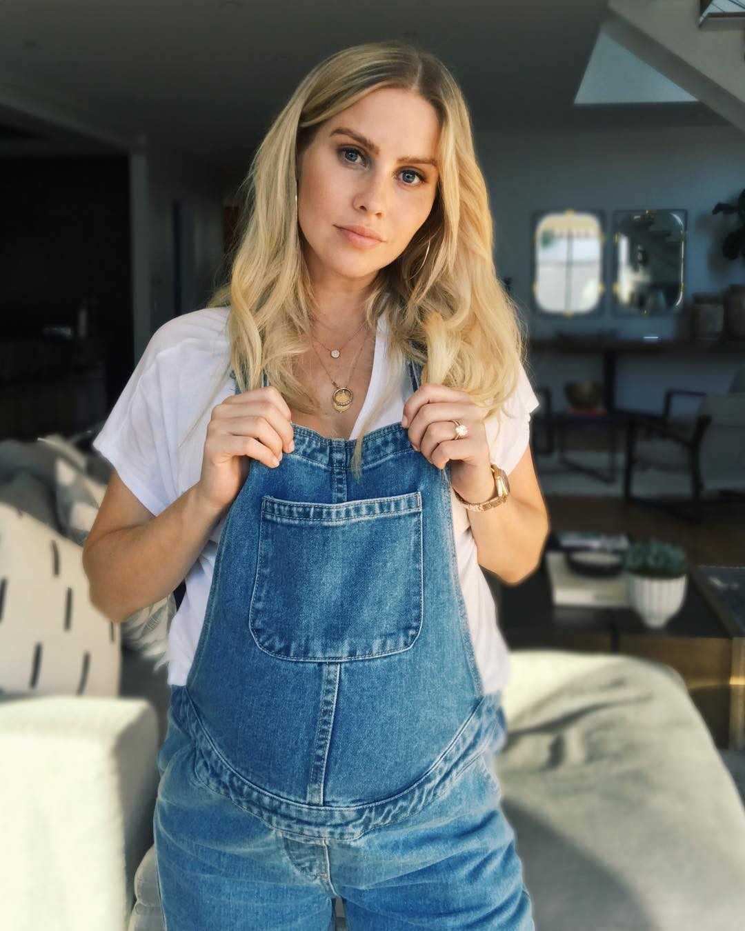 Клэр Холт  (Claire Holt)