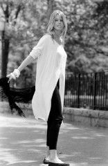 Claudia Schiffer ~ DKNY Resort 1990 Sportswear Advance Preview by Kyle Ericksen фото №1381204