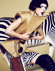 Coco Rocha ~ Vogue Portugal 09-2024 by Domen &amp; Van de Velde фото №1408302