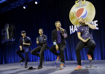 Coldplay - Pepsi Super Bowl Halftime Press Conference in San Francisco 02/04/16 фото №1155203