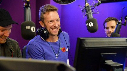 Coldplay - BBC Radio 1 11/06/2015 фото №1076543