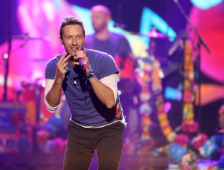Coldplay - American Music Awards 11/22/2015 фото №1166405