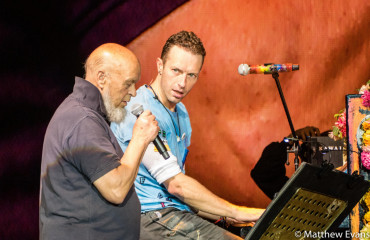 Coldplay - Glastonbury Festival in Somerset, UK 06/26/2016 фото №1165455
