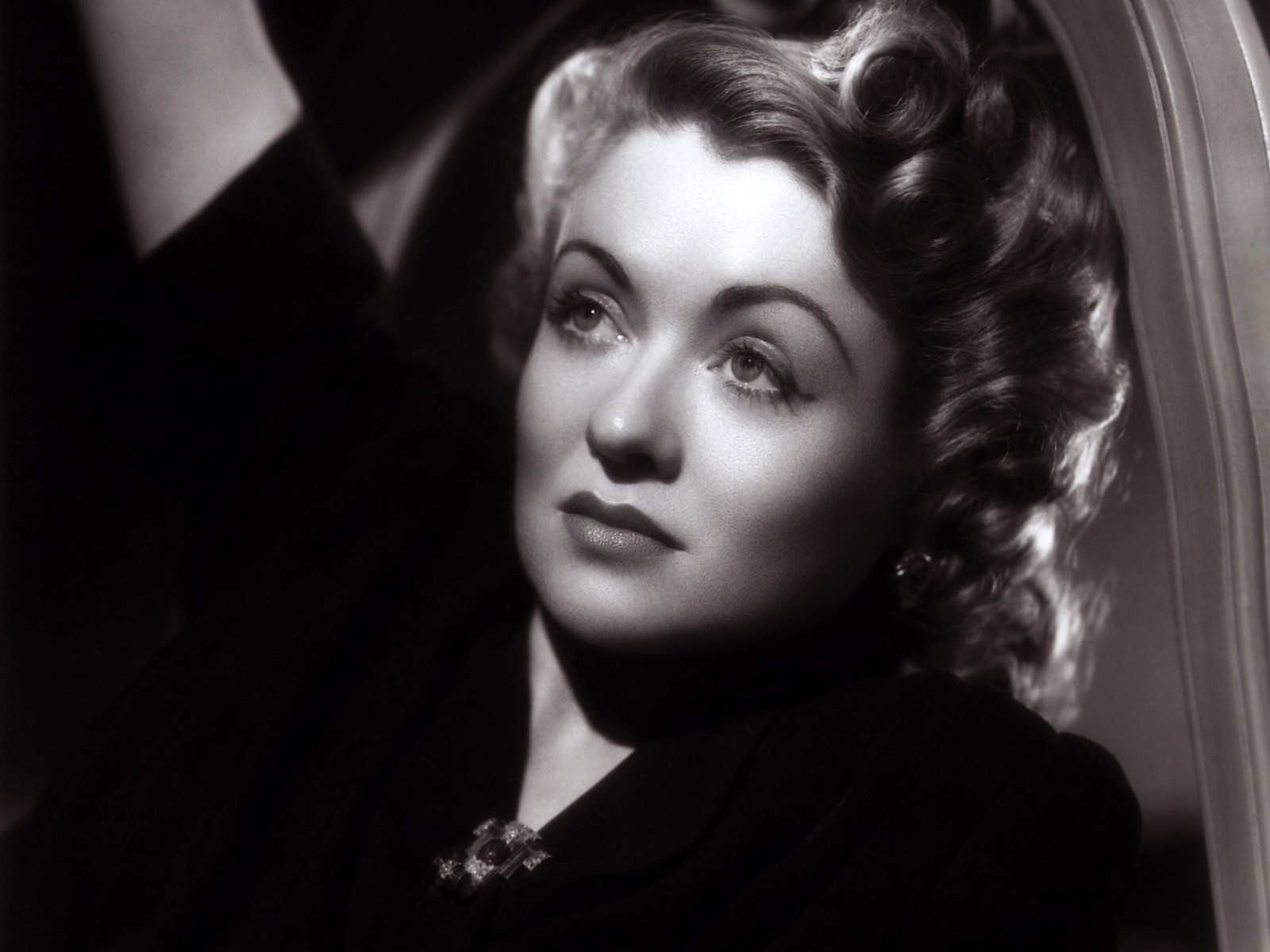 Констанс Беннетт (Constance Bennett)