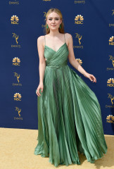 Dakota Fanning-70th Emmy Awards in Los Angeles фото №1102111