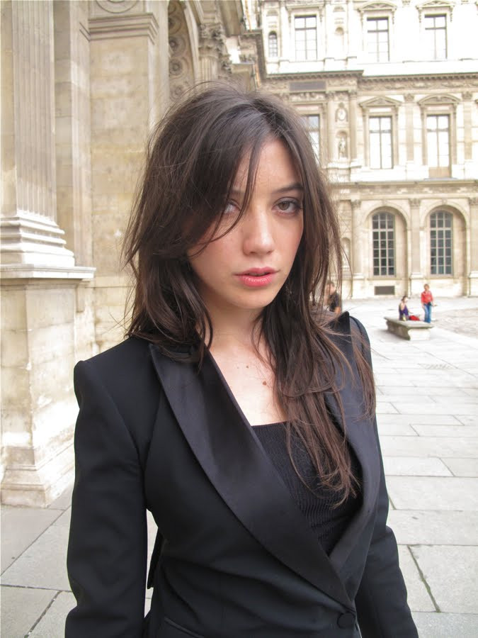 Дэйзи Лав (Daisy Lowe)