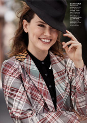 Daisy Ridley in Glamour Magazine, January 2018 фото №1040643