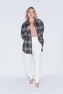 DANIELLE BRADBERY for Tribe Kelley Fashion, December 2019/January 2020 фото №1252526