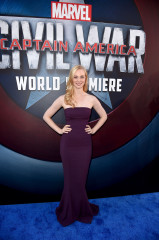 Deborah Ann Woll фото №958744