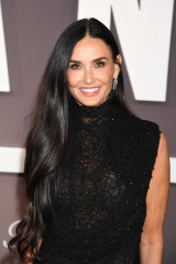 Demi Moore – at Landman Premiere in Los Angeles 2024 фото №1406862
