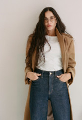 Demi Moore for J. Crew’s fall 2024 catalog фото №1406125