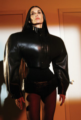 Demi Moore for Interview Magazine September 2024 фото №1410055