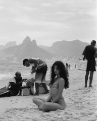 Deva Cassel in Rio on film by Rafael Moura фото №1388142