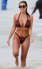 Devin Brugman фото №1116282