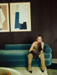 Diane Kruger for Elle España 06.2024 by Xavi Gordo фото №1413555