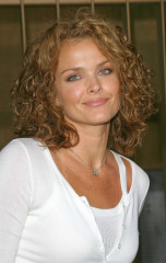 Dina Meyer фото №324072