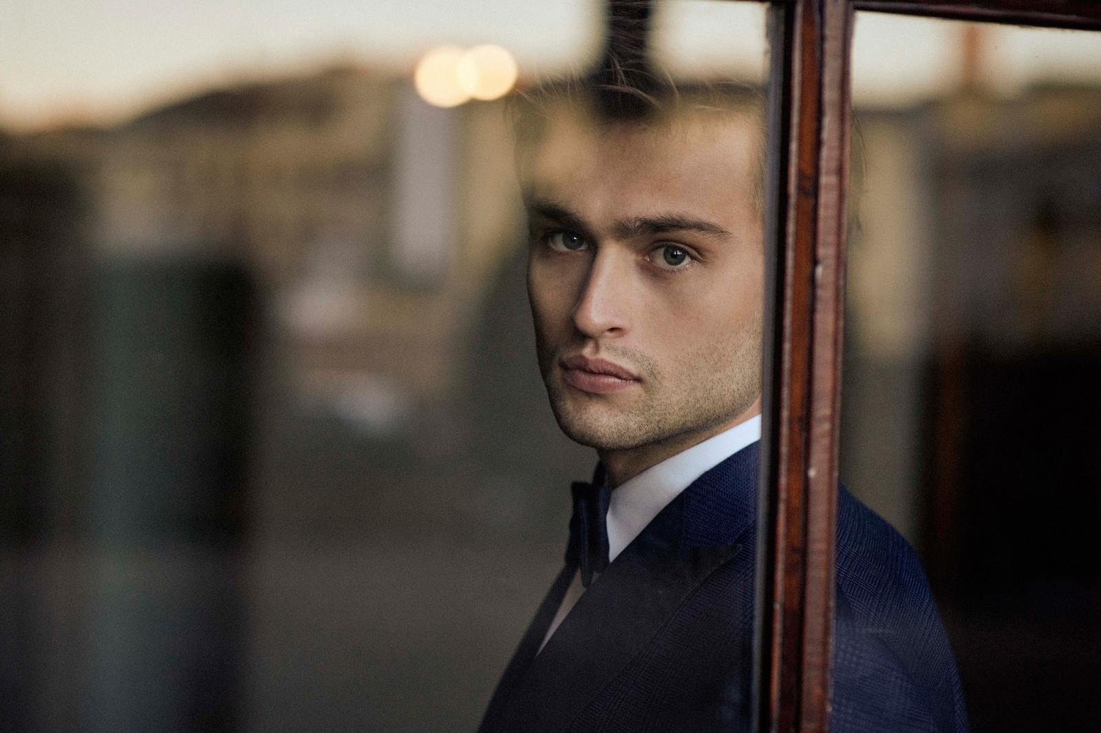 Дуглас Бут (Douglas Booth)