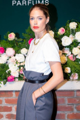 Doutzen Kroes – Lily Aldridge Parfums Launch Event in New York фото №1218783