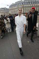 Doutzen Kroes - Stella McCartney Fall/Winter 2019 Fashion Show in Paris фото №1160263