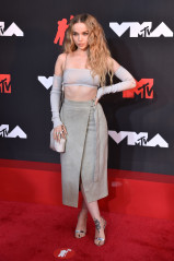 Dove Cameron-MTV Video Music Awards 2021 фото №1310205