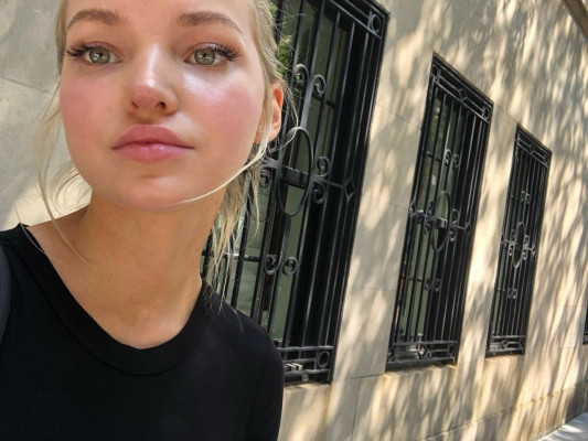 Dove Cameron фото №1099107