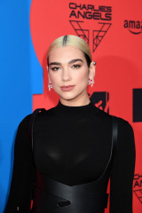 Dua Lipa - MTV EMA in Seville 11/03/2019 фото №1230616