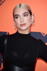 Dua Lipa - MTV EMA in Seville 11/03/2019 фото №1230607