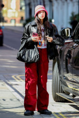 Dua Lipa - Chiltern Firehouse Restaurant in London 08/25/2021 фото №1306824