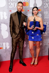 Dua Lipa – 2019 Brit Awards фото №1145327