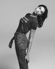 Dua Lipa by Chris Colls for 'Pepe Jeans x Dua Lipa' // Fall 2020 фото №1278641