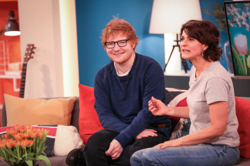 Ed Sheeran at Fruehstuecksfernsehen in Berlin 03/14/2017 фото №948425
